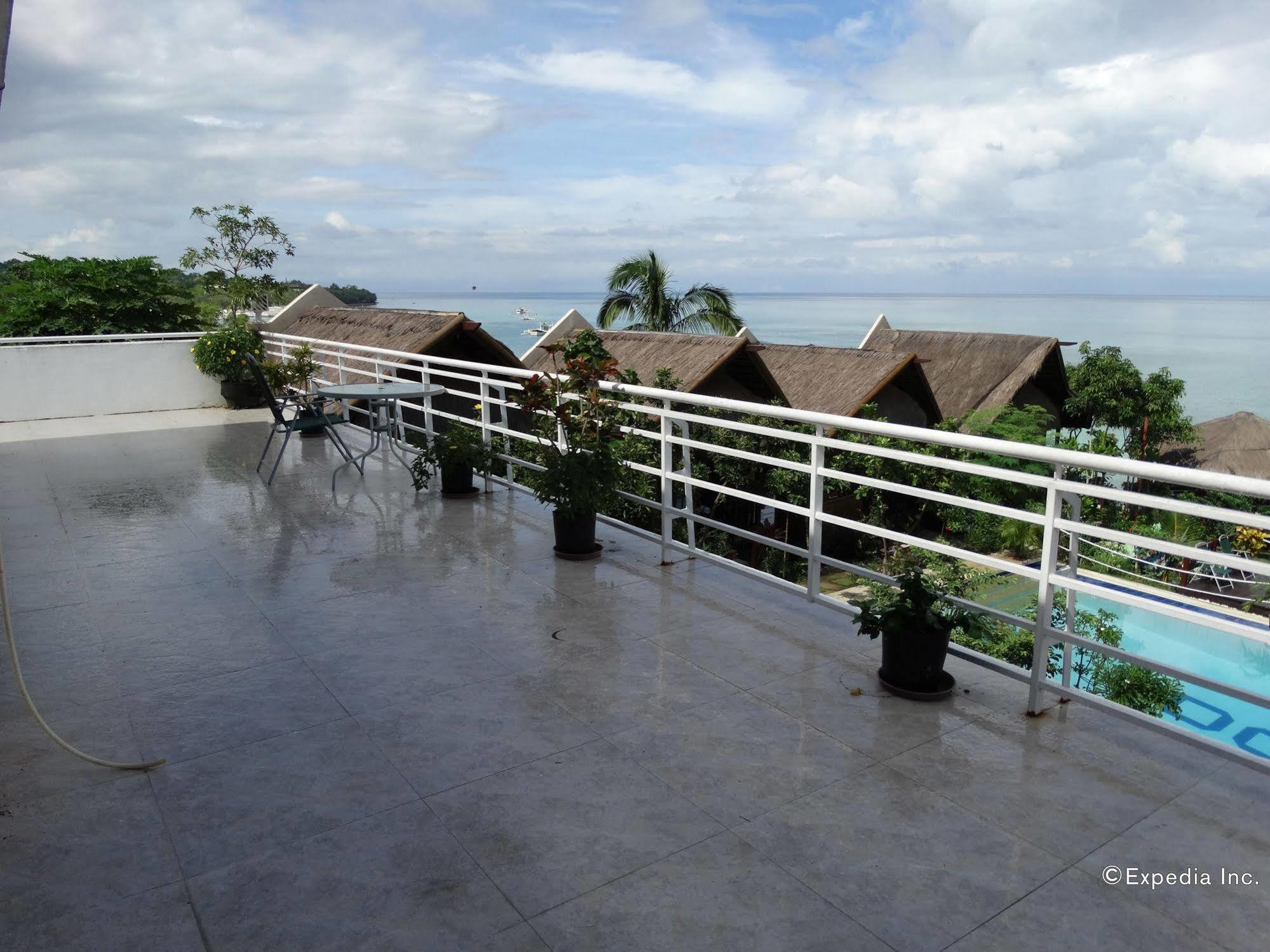 Villa De Gloria Tabalong Экстерьер фото